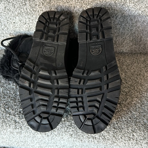 Sorel women’s lace boot 9 - Picture 2 of 4